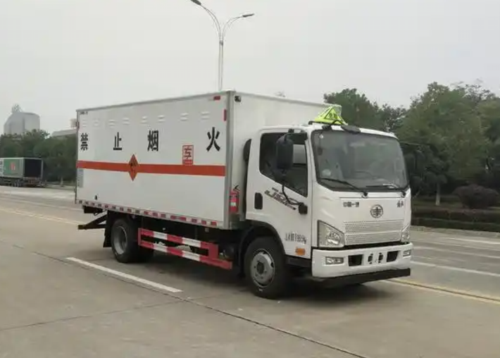 张店爆破器材运输车可以上高速吗？